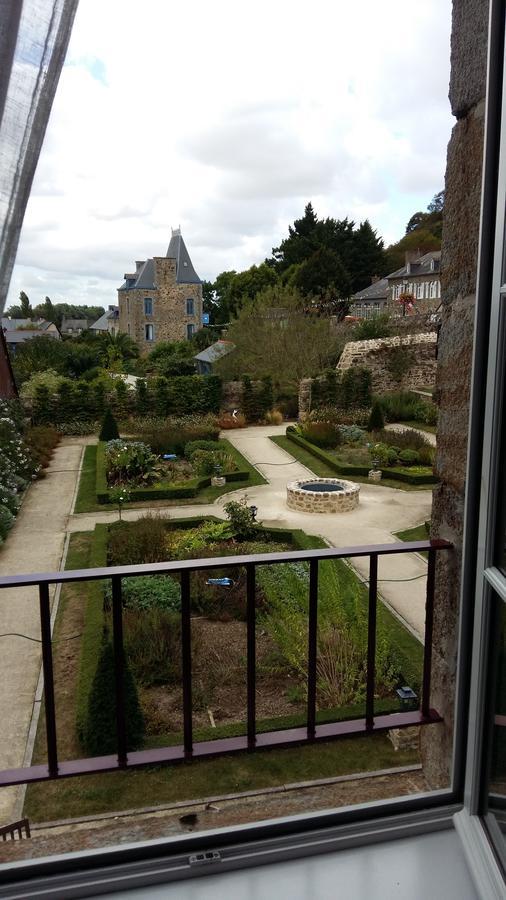 Jardin Des Simples Hotell Mont-Dol Eksteriør bilde