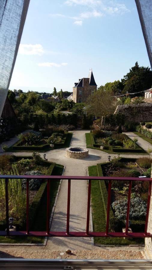 Jardin Des Simples Hotell Mont-Dol Eksteriør bilde