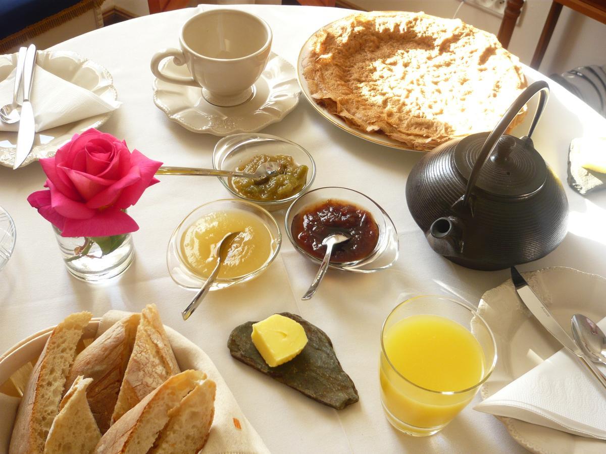 Jardin Des Simples Hotell Mont-Dol Eksteriør bilde